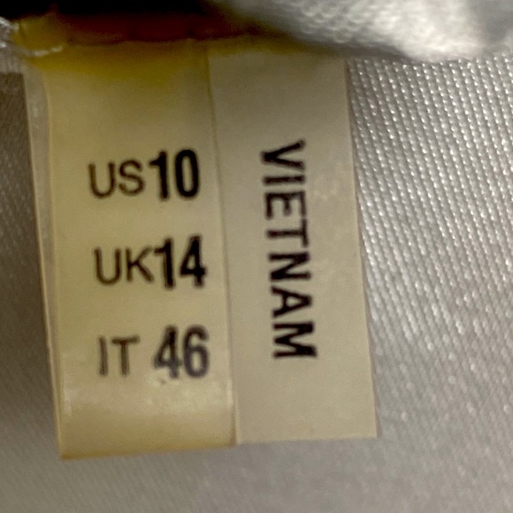 COPY - T Tahari Women’s Black Tan White Watercolor Animal Print Dress Belted St… - Picture 5 of 7